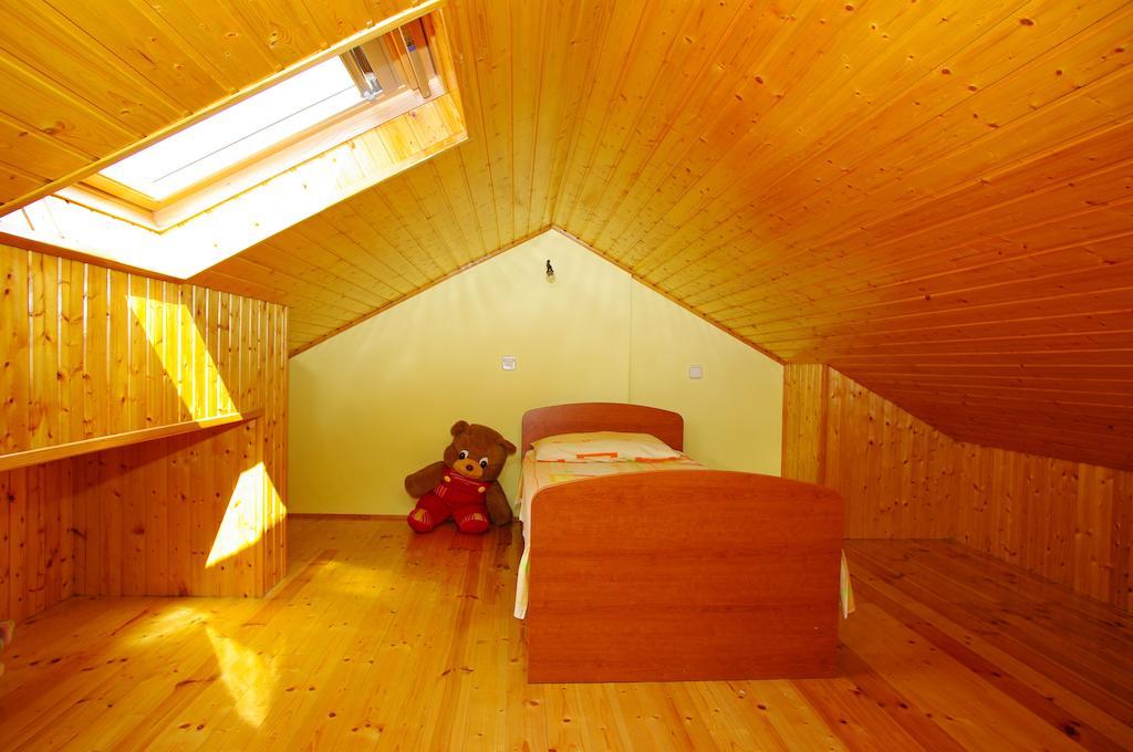 Apartments Julija فيلا لوكا الغرفة الصورة